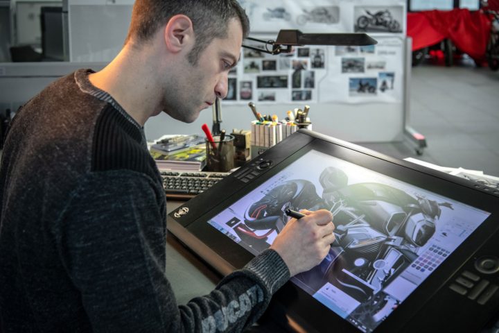 Ducati Diavel 1260 Design Sketching on the Cintiq