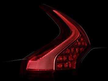 Volvo XC90 - Tail light design detail