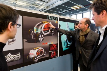 Patrick Lecharpy reviews the Twizy design sketches