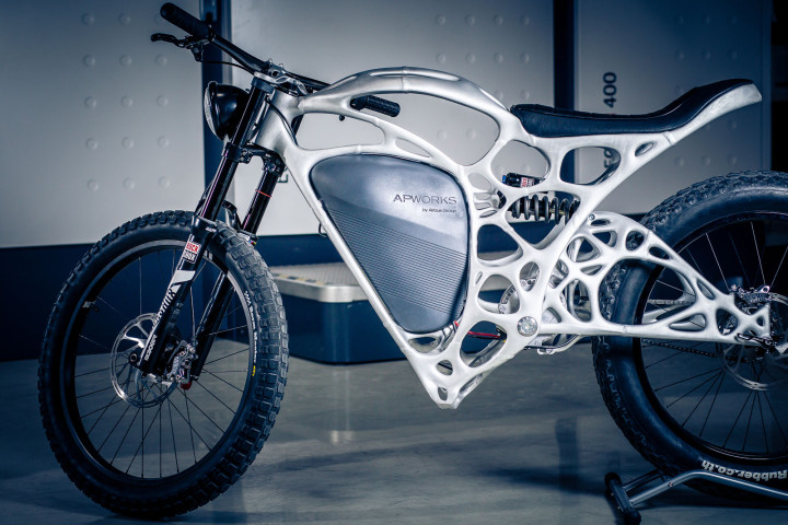 Airbus-APWorks 3D printed Light Rider bike