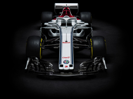 Alfa Romeo and Sauber reveal the 2018 Formula 1