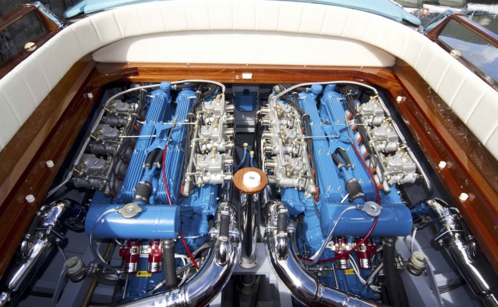 Lamborghini Riva Aquarama - V12 Engines