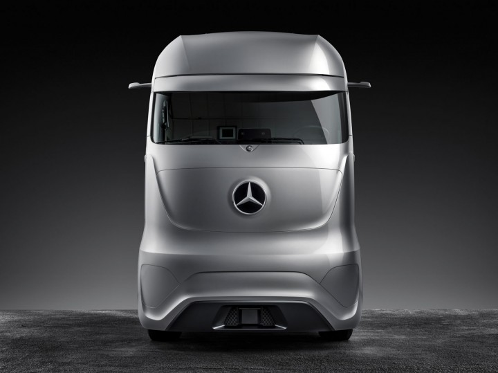 Mercedes-Benz Future Truck 2025 Concept